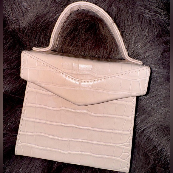 Zara Handbags - Beautiful Zara mini trunk. Cream, croc print. Metal crossbody chain included.
